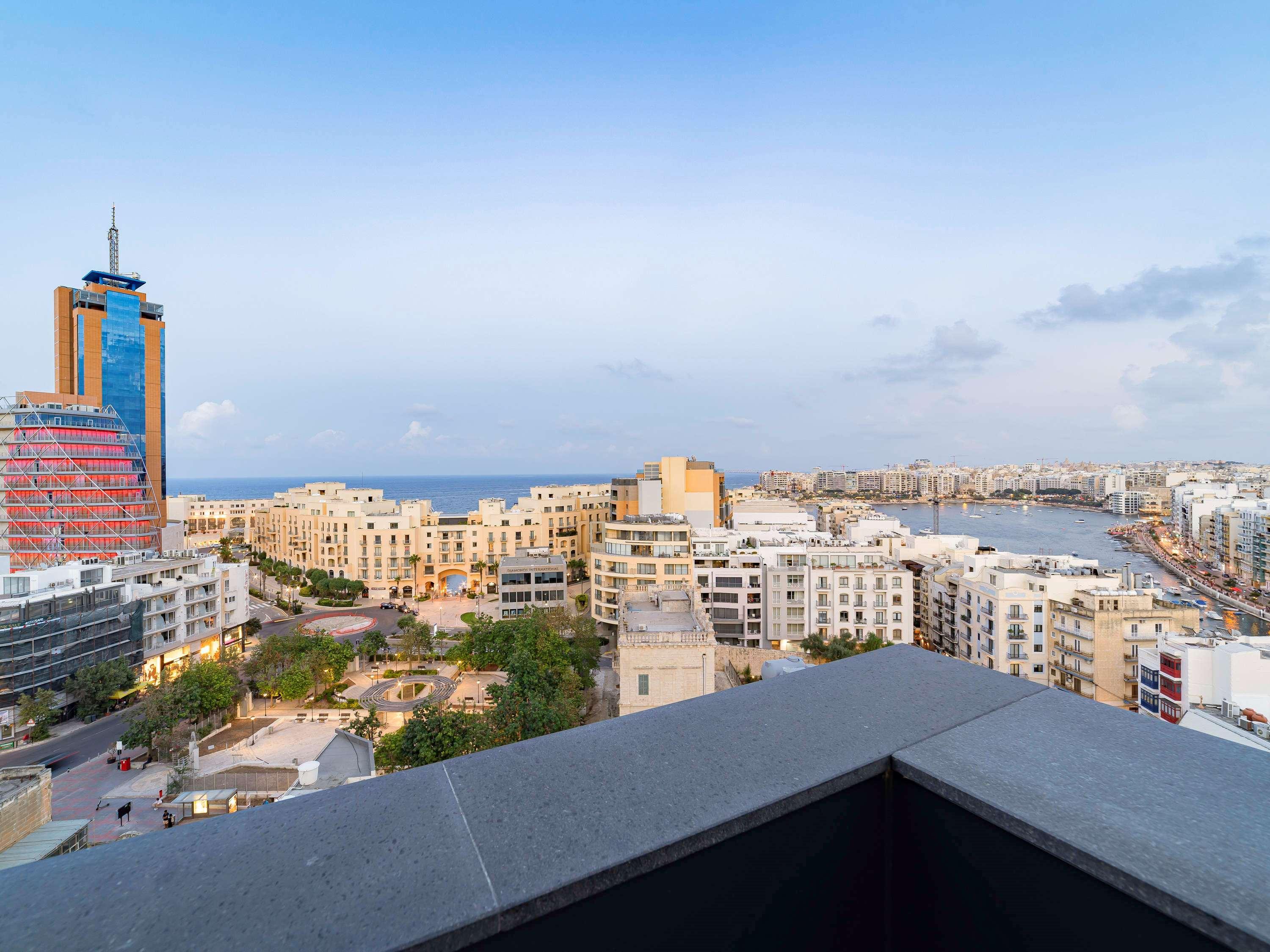 Mercure St. Julian'S Malta Bagian luar foto